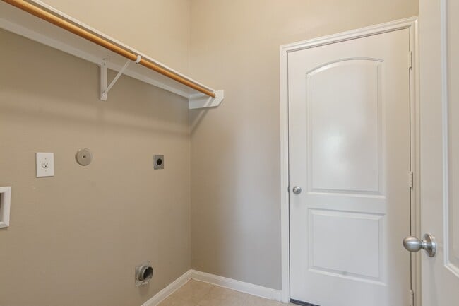 Building Photo - 20506 Freedom River Dr