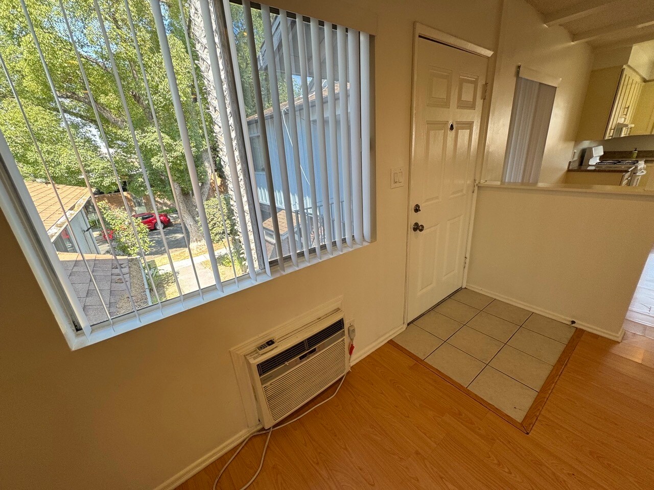 Building Photo - 1152 Ruberta Ave