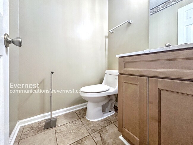 Building Photo - 7105 Mahogany Dr
