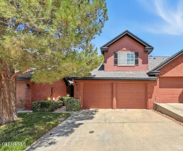 Primary Photo - 3 Stratford Hall Cir