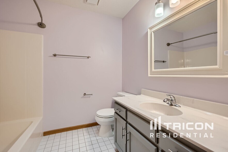 Building Photo - 54 Rosewood Dr