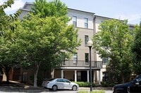 Building Photo - Dog-Friendly Walker Square Condo Near UVA Hospital