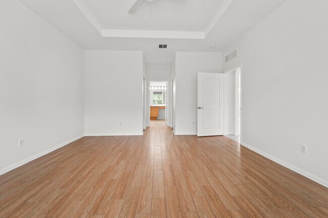 Building Photo - 9588 SW Flowermound Cir