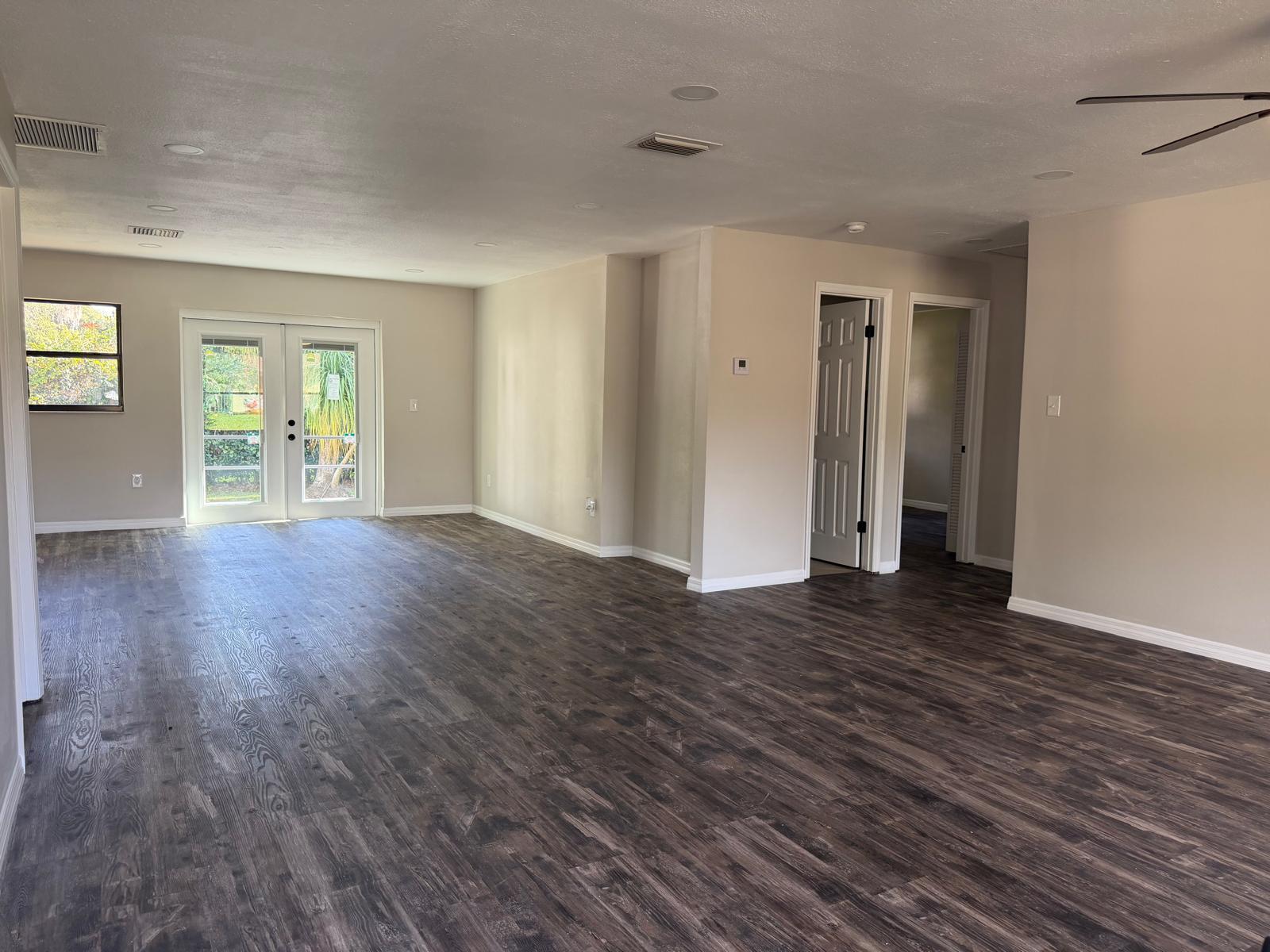 Building Photo - 575 Lake McCoy Dr