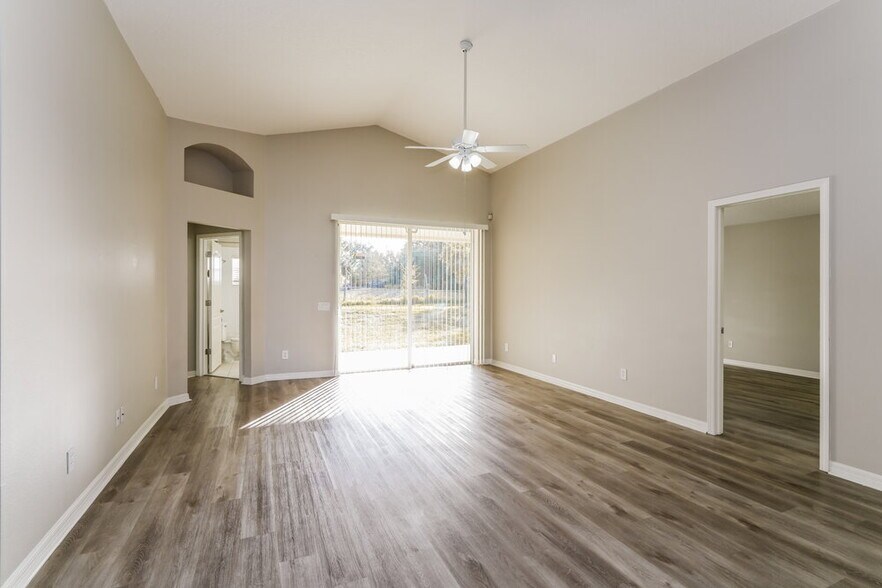 Building Photo - 4218 Medbury Dr