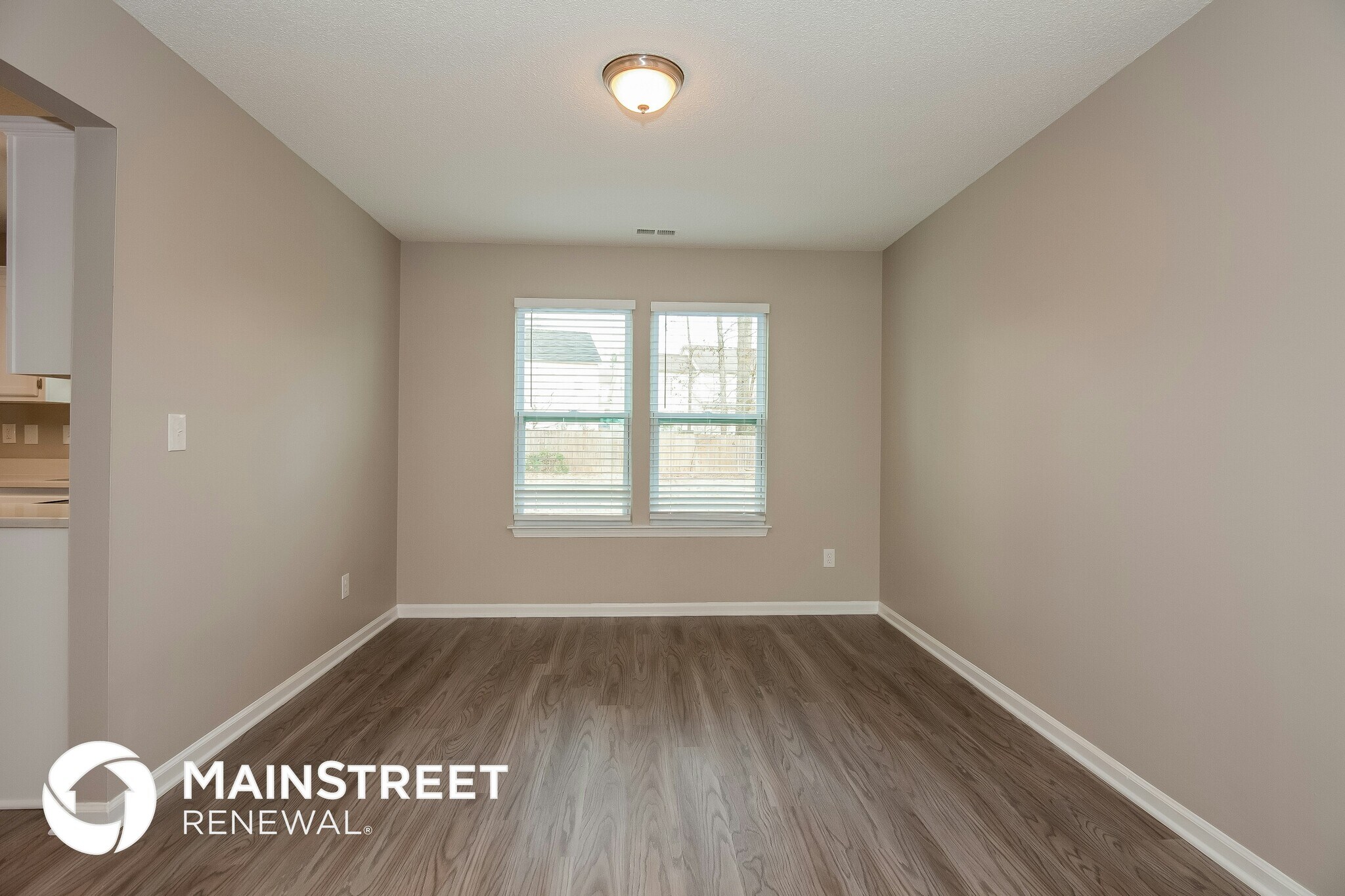 Building Photo - 1539 Jeffrey Bryan Dr