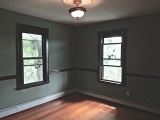 Building Photo - 16F