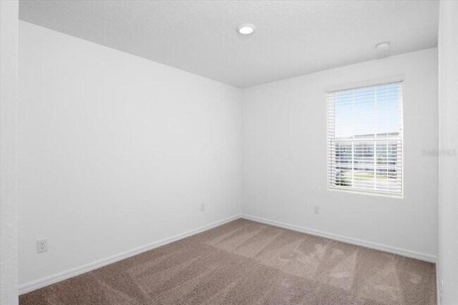 Building Photo - 5756 Haven Ter