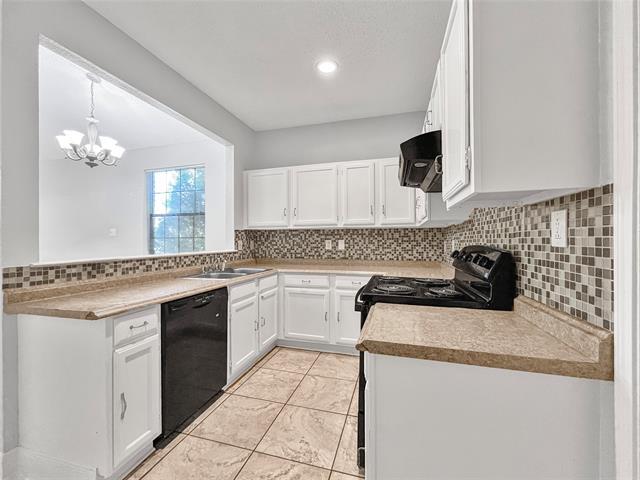 Building Photo - 10324 Woodleaf Dr