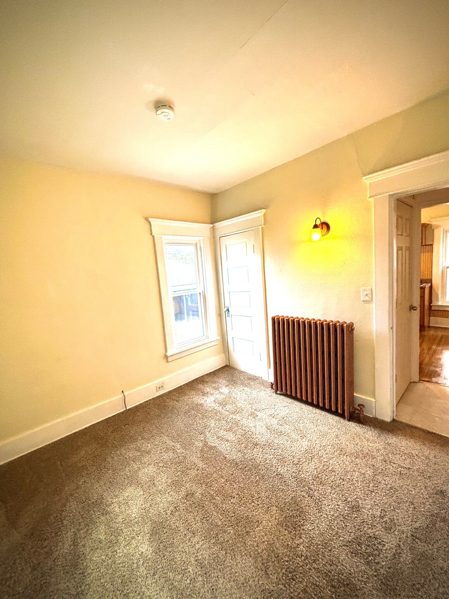 Bedroom - 220 Stevenson St