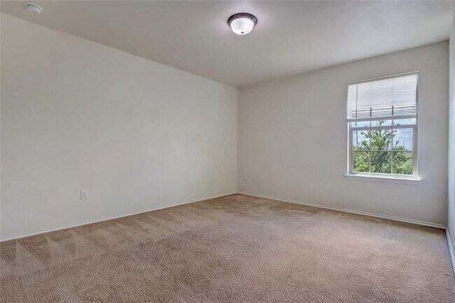Building Photo - 11000 Kirkoswald Rd