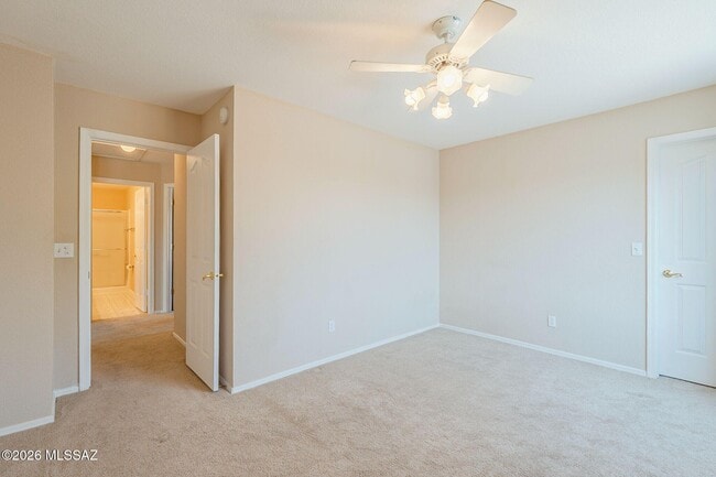 Building Photo - 10095 N Mill Crossing Way