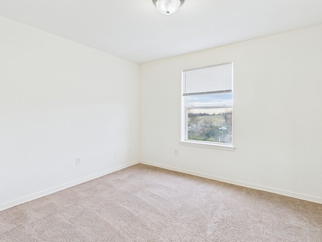 Building Photo - 3510 E Richmond Rd