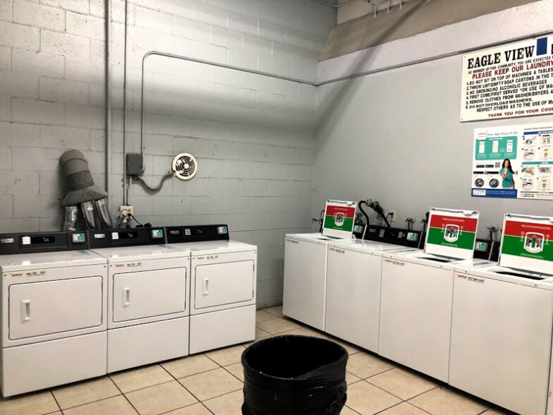 Building Photo - 4124 N Eagle Rock Blvd