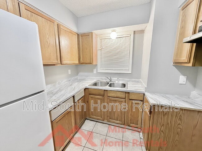 Building Photo - 5286 Braden Dr