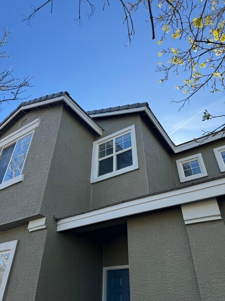 Primary Photo - 10408 Chadwell Dr