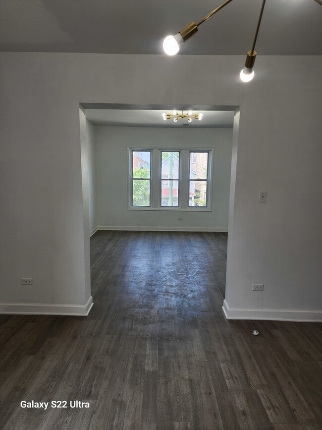 Building Photo - 8909 S Houston Ave