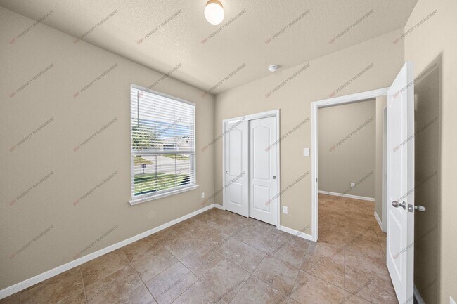 Building Photo - 7605 Hickman St