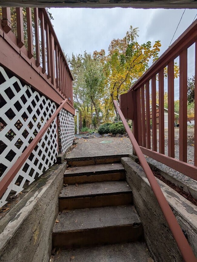 Building Photo - JL1-TFS