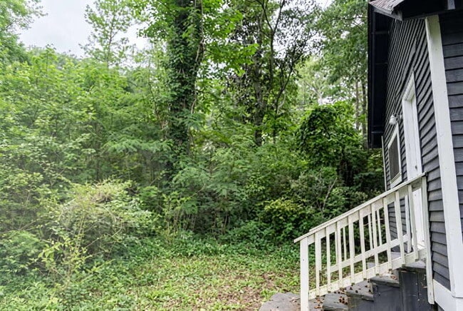 Building Photo - 1344 D F Fuller Dr