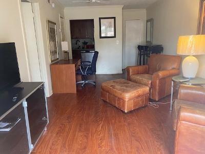 Building Photo - 2805 Northeast Expy