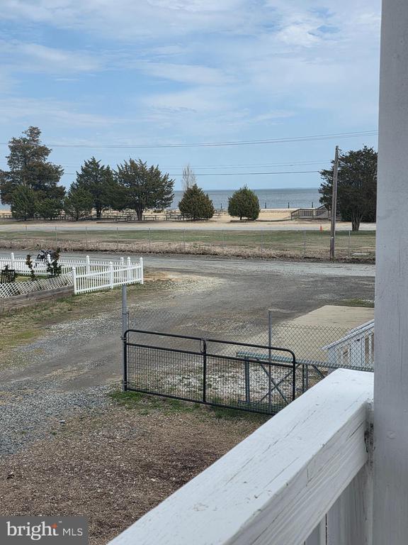 Building Photo - 5230 Breezy Point Rd