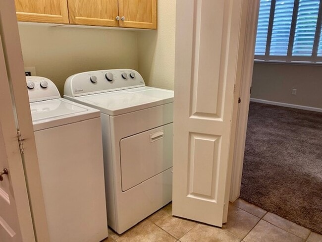 Building Photo - $2,295 Harlan Ranch, 3 Bedroom - N. Todd H...