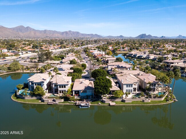 Building Photo - 10164 E Cochise Dr