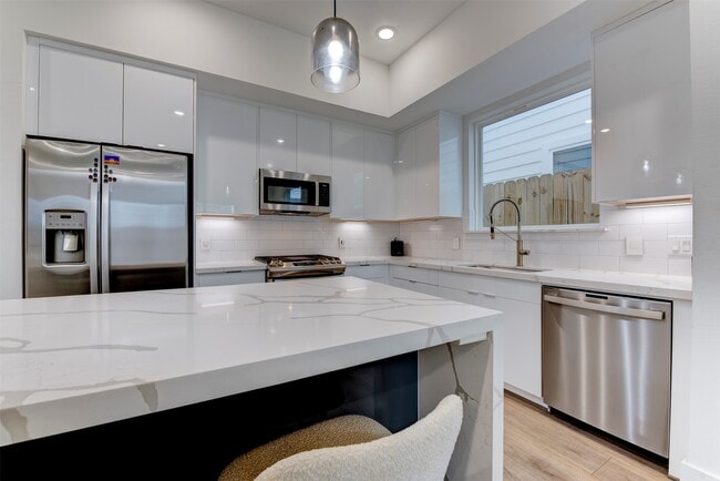 Building Photo - 3517 McIlhenny St