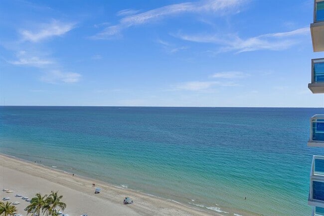 Building Photo - 3430 Galt Ocean Dr