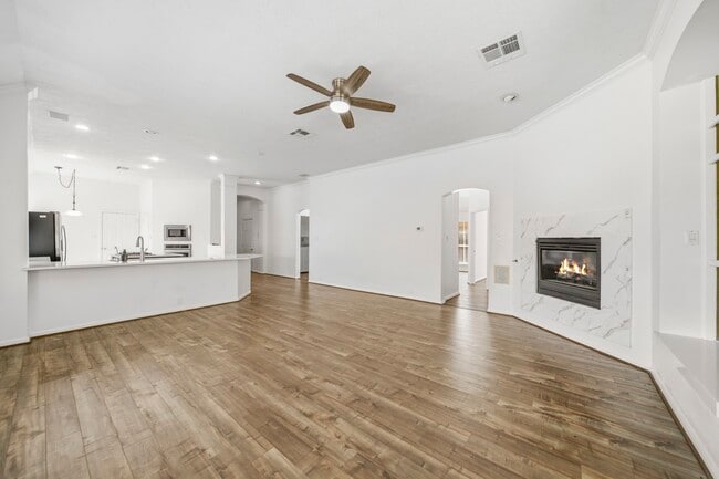 Building Photo - 3402 Plymouth Pointe Ln