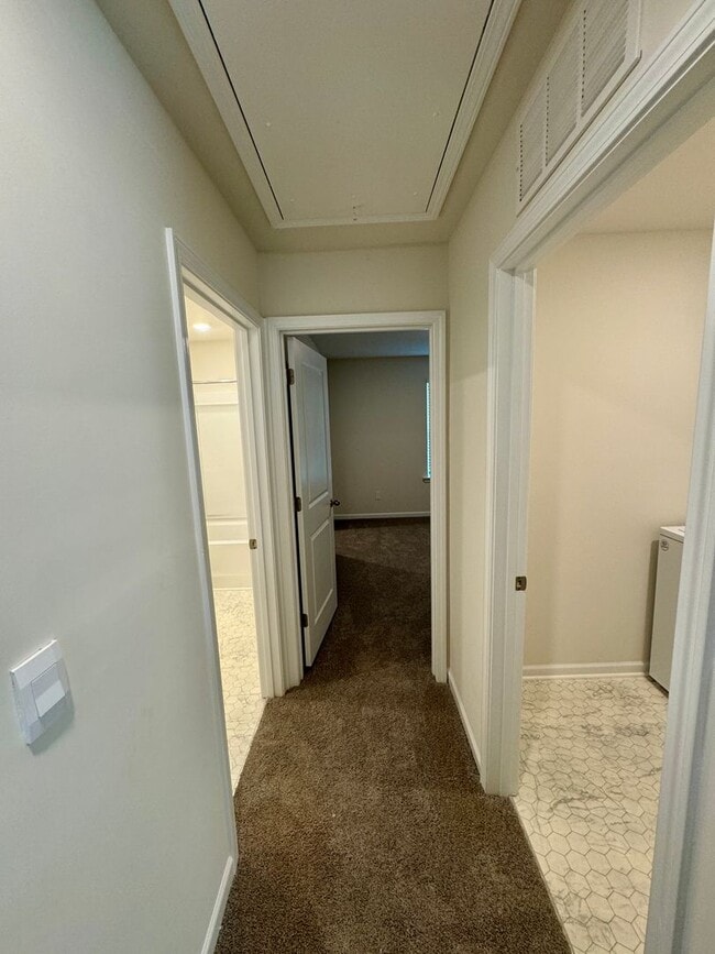 Building Photo - 3BR/2.5BA Home in Hamilton Woods