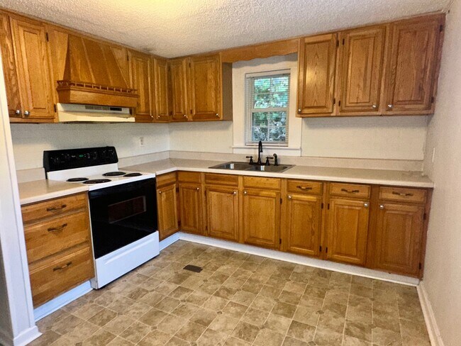 Building Photo - 1857 Pamplico Hwy