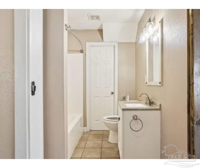 Building Photo - 918 Fremont Ave