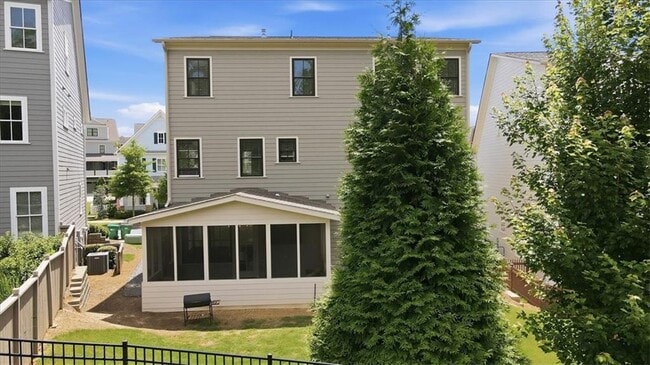 Building Photo - 262 Dawson Dr