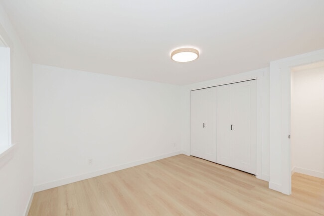 Building Photo - 1520 Morgan Rd NW