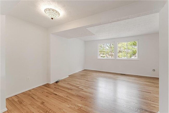 Building Photo - 1682 Harvest Green Ct