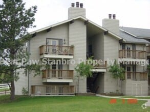 Building Photo - 2 bed / 1 bath rental