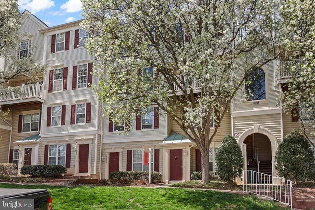 Building Photo - 21877 Elkins Terrace