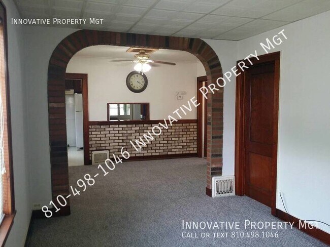 Building Photo - 3201 Clairmont St