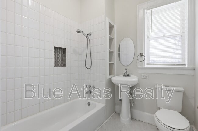 Building Photo - 4914 Victor St