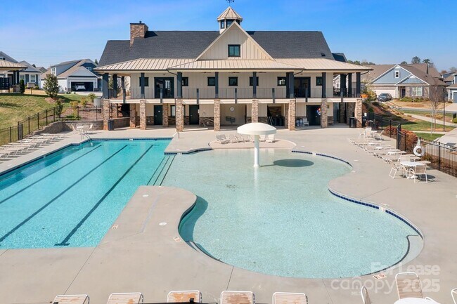 Building Photo - 5058 Antebellum Dr