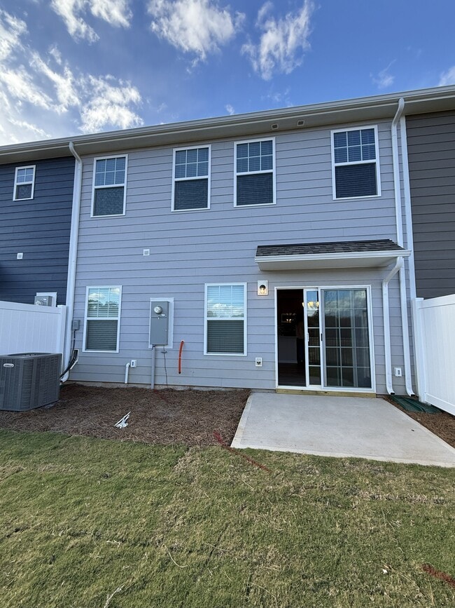 Building Photo - 5142 Tommy Ln