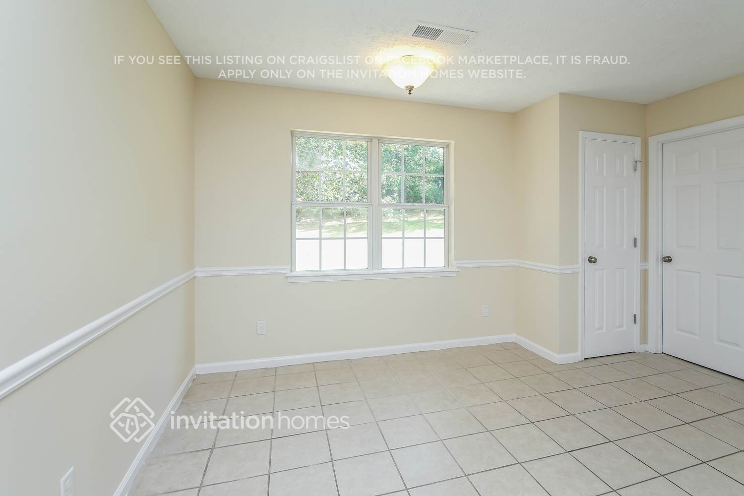 Building Photo - 2035 Amberly Glen Way