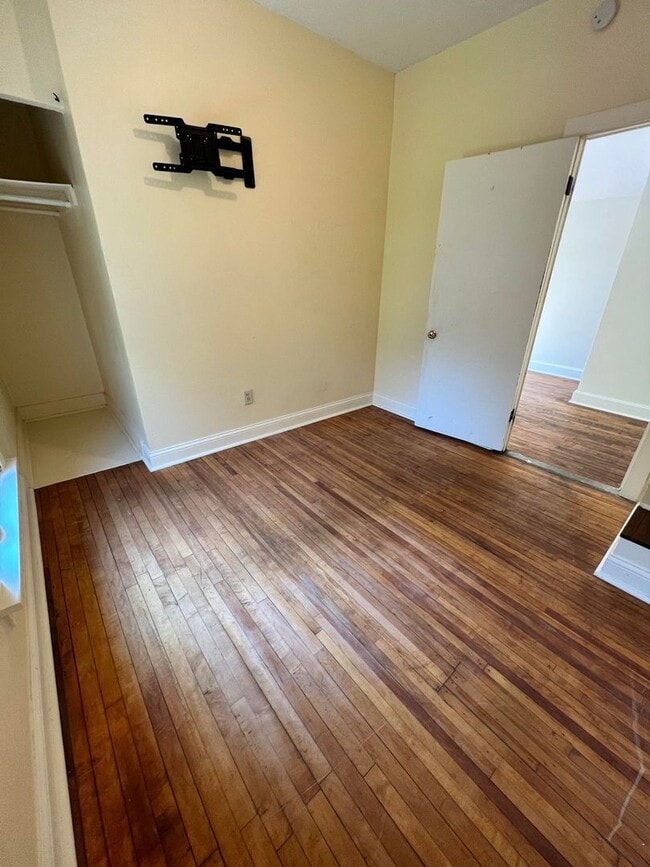 Building Photo - 1718 New St