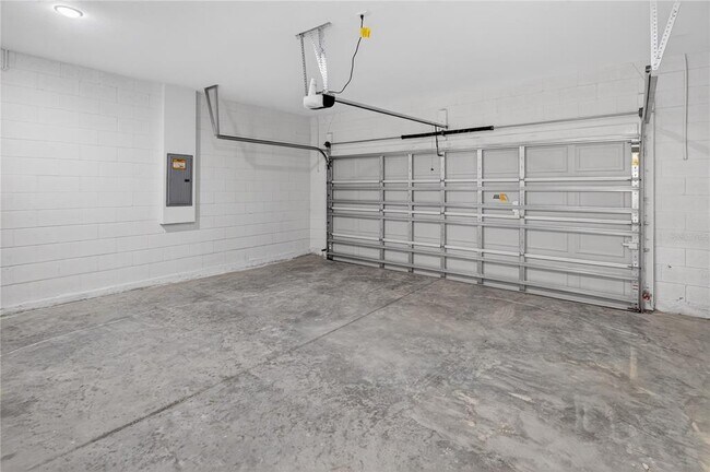 Building Photo - 9066 N Akola Way