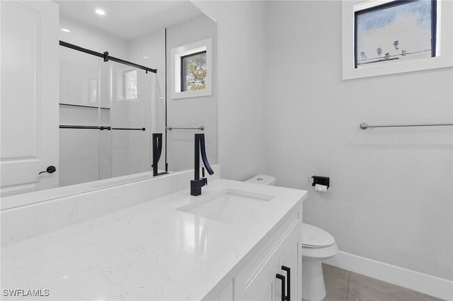 Building Photo - 2740 35th Ave NE