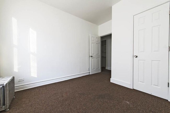 Building Photo - 5314 W Washington Blvd