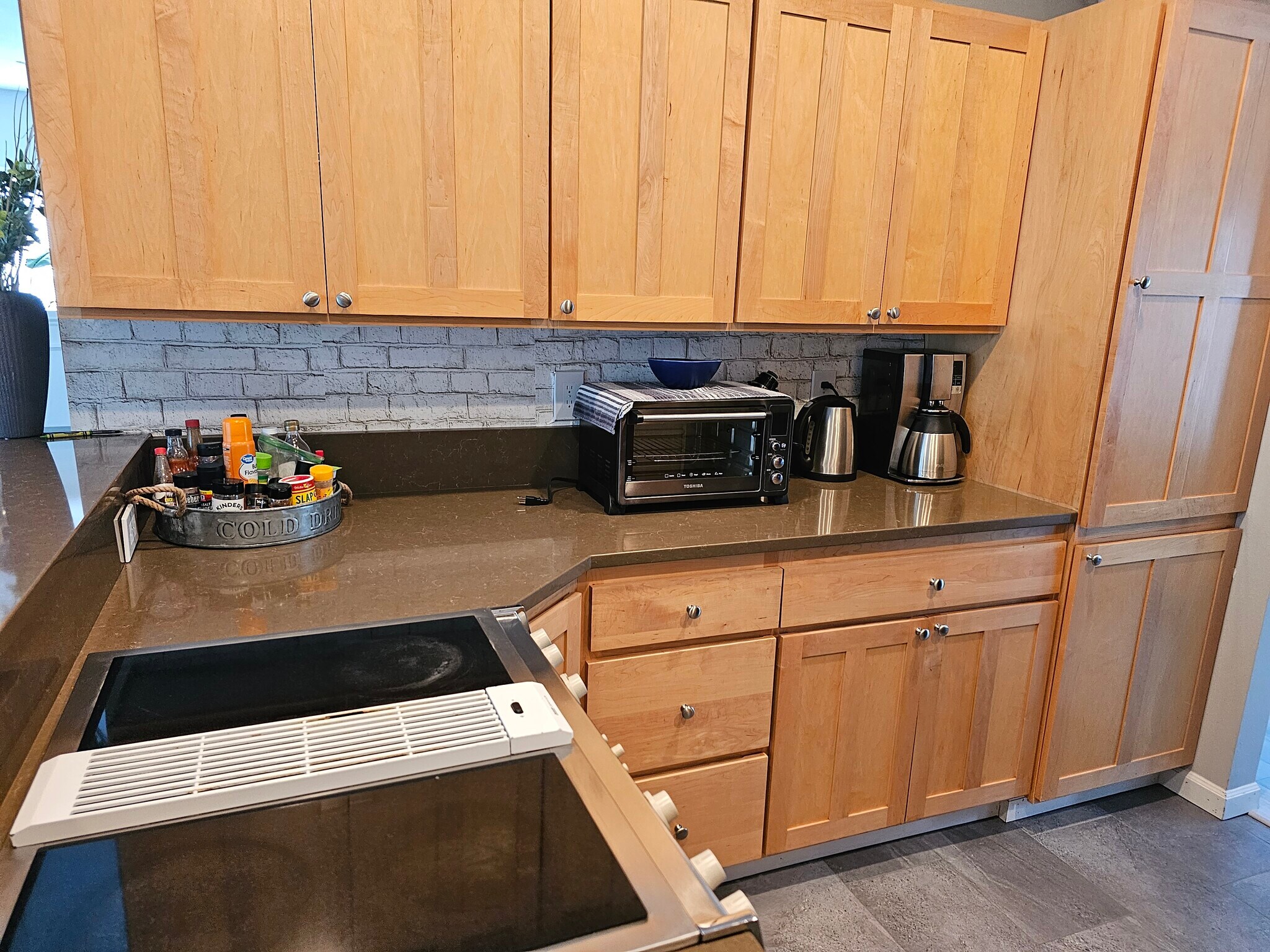 Building Photo - 13518 SW Hillshire Dr