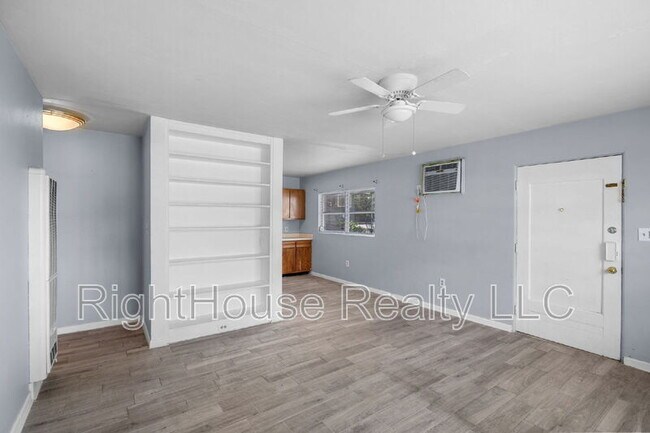 Building Photo - 1220 Sunshine Ave